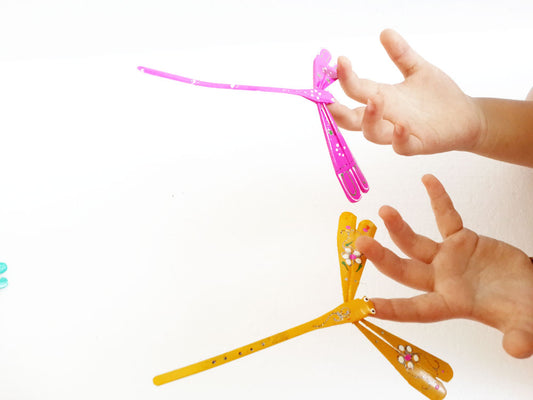 Set 20 pcs Painted Self Balancing Bamboo Dragonfly Decoration 4.7'' for Wedding Decor- gifts for him, gifts for mom, gifts for baby