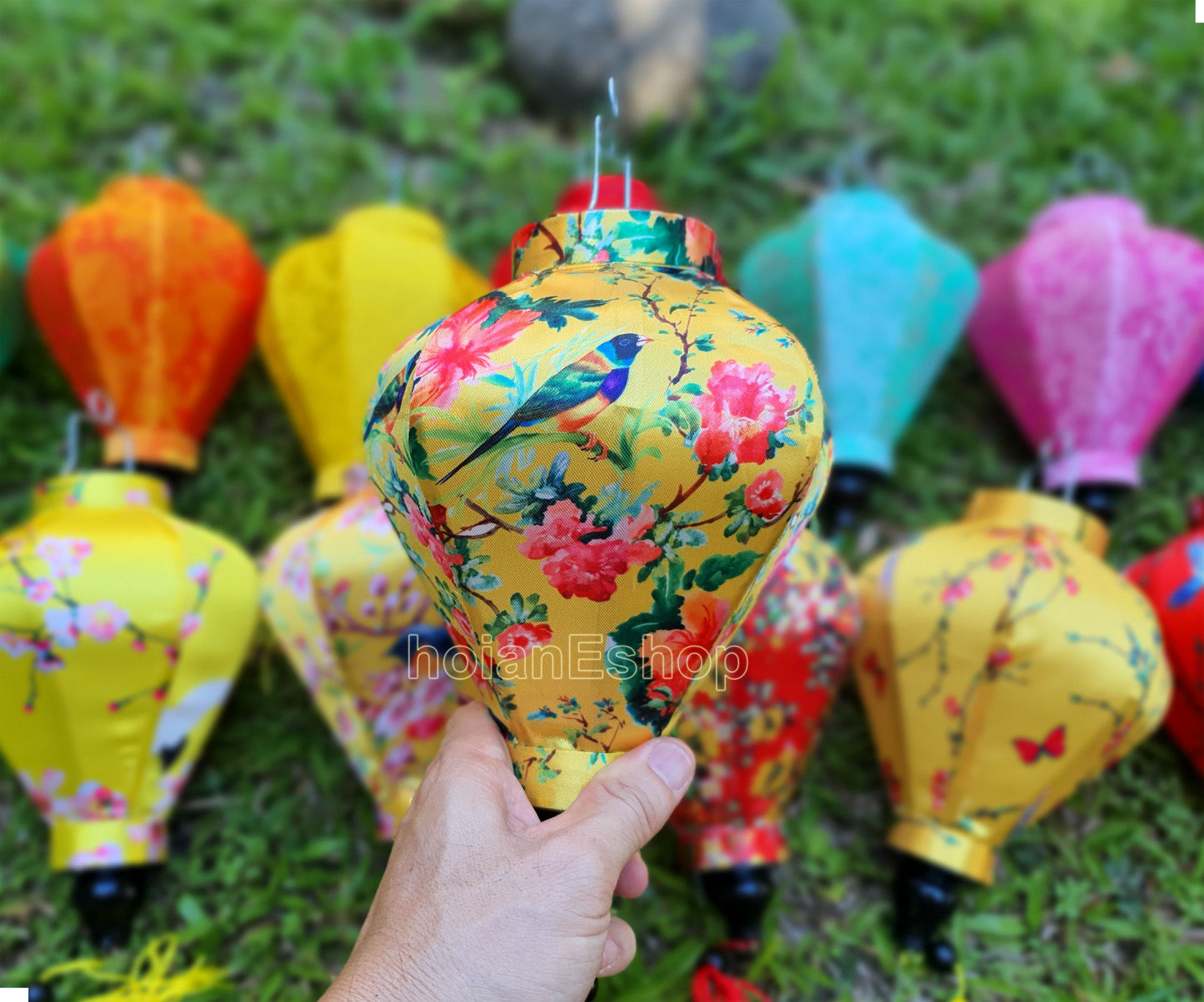 Set of 8 Hoi An bamboo silk lanterns 22cm - Mix shape and color - Personalization - Patio decoration - Wedding lanterns - Garden lanterns