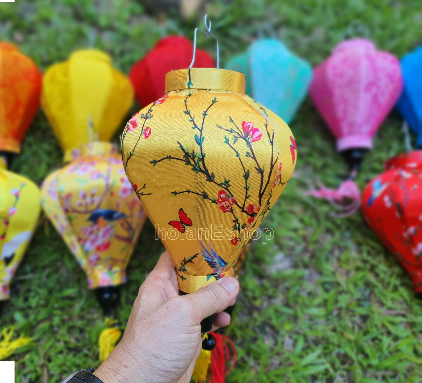 Set of 8 Hoi An bamboo silk lanterns 22cm - Mix shape and color - Personalization - Patio decoration - Wedding lanterns - Garden lanterns