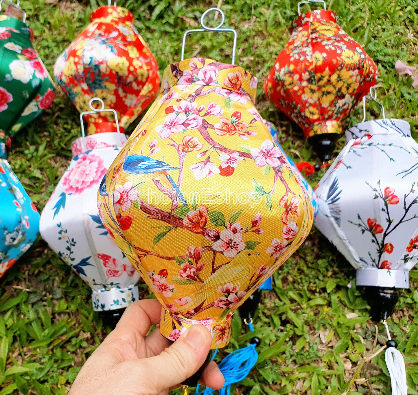 Set 8 Diamond silk lanterns 22cm for Wedding garden decor Lanterns for wedding decor Lanterns for Living room decor