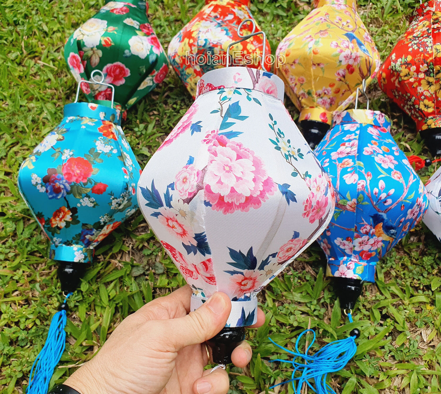 Set 8 Diamond silk lanterns 22cm for Wedding garden decor Lanterns for wedding decor Lanterns for Living room decor