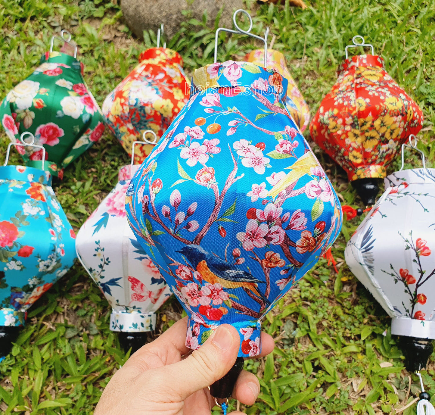 Set 8 Diamond silk lanterns 22cm for Wedding garden decor Lanterns for wedding decor Lanterns for Living room decor