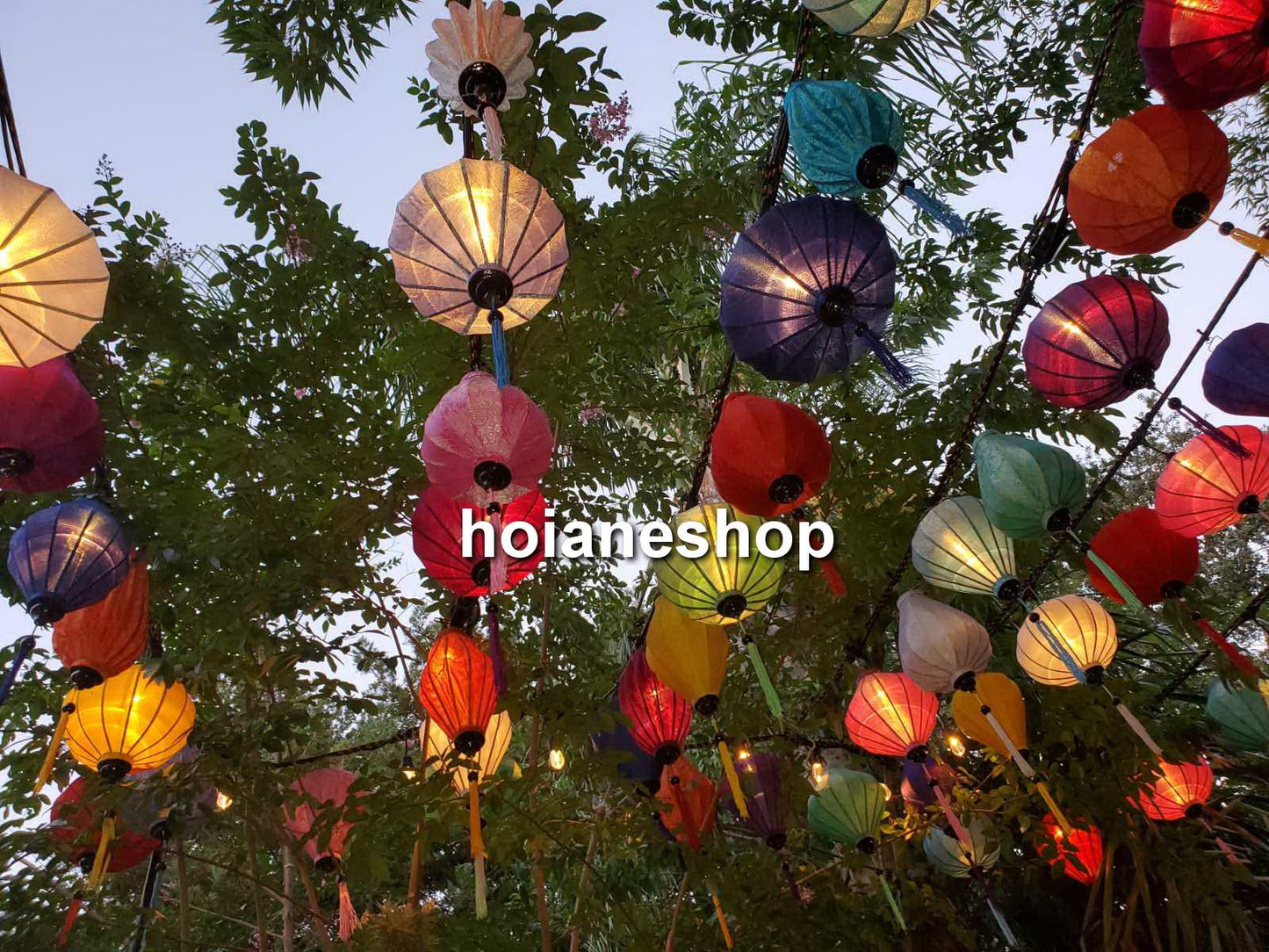 Set of 50 Vietnamese silk lanterns 40 cm for Wedding decor- Events decor- Garden decor- Hotel lobby decor, Restaurant lobby decor, celiling