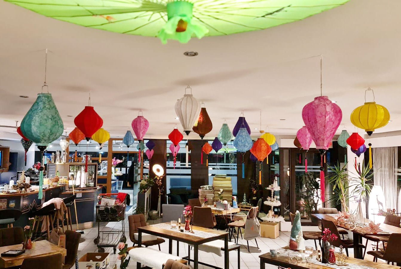 Set of 40 pcs Vietnamese silk lanterns 35 cm for wedding party decorations tent decor, outside party decor, lanterns restaurant ceiing decor