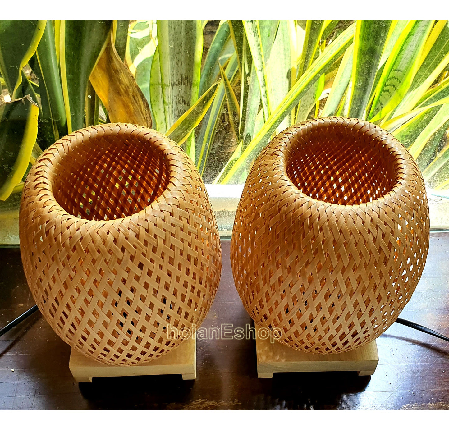 Set 2 pcs bamboo bedside lamp (20cm) with light bulb and dimmer for home decoration, Natural wooden stand