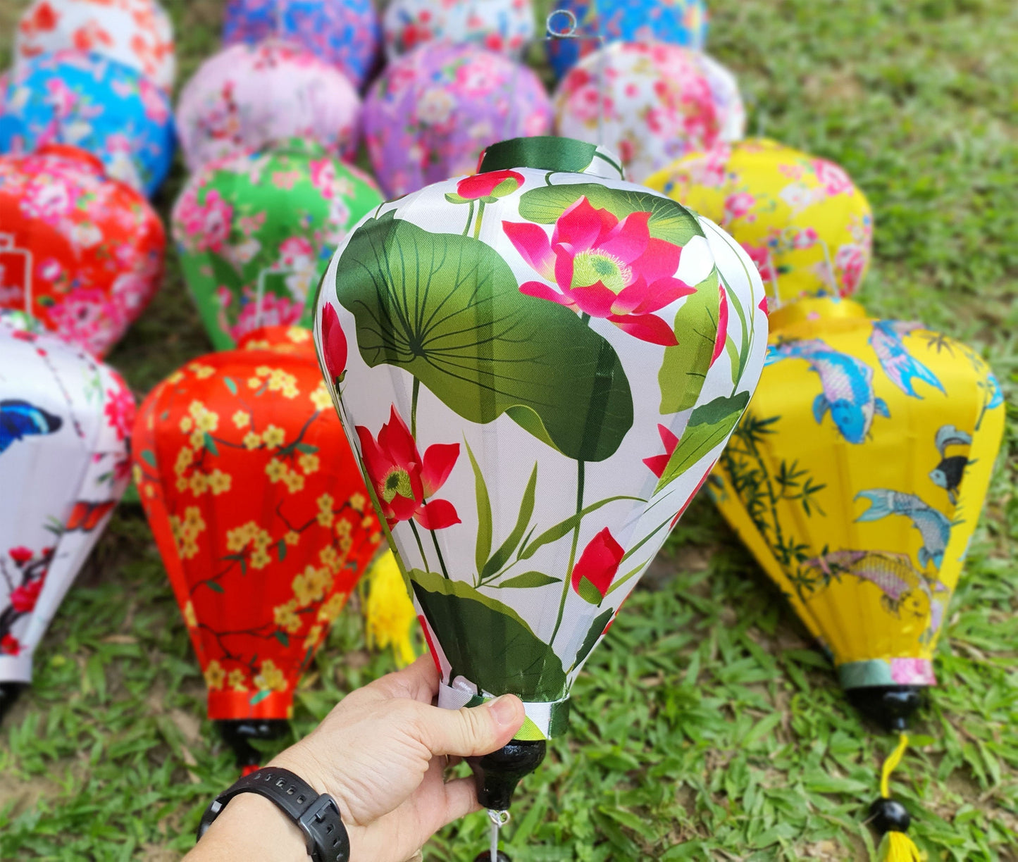 Set 16 pcs flowers silk lanterns 40cm for outside wedding party decorative - Vietnam lanterns for Restaurant decor Porch decor
