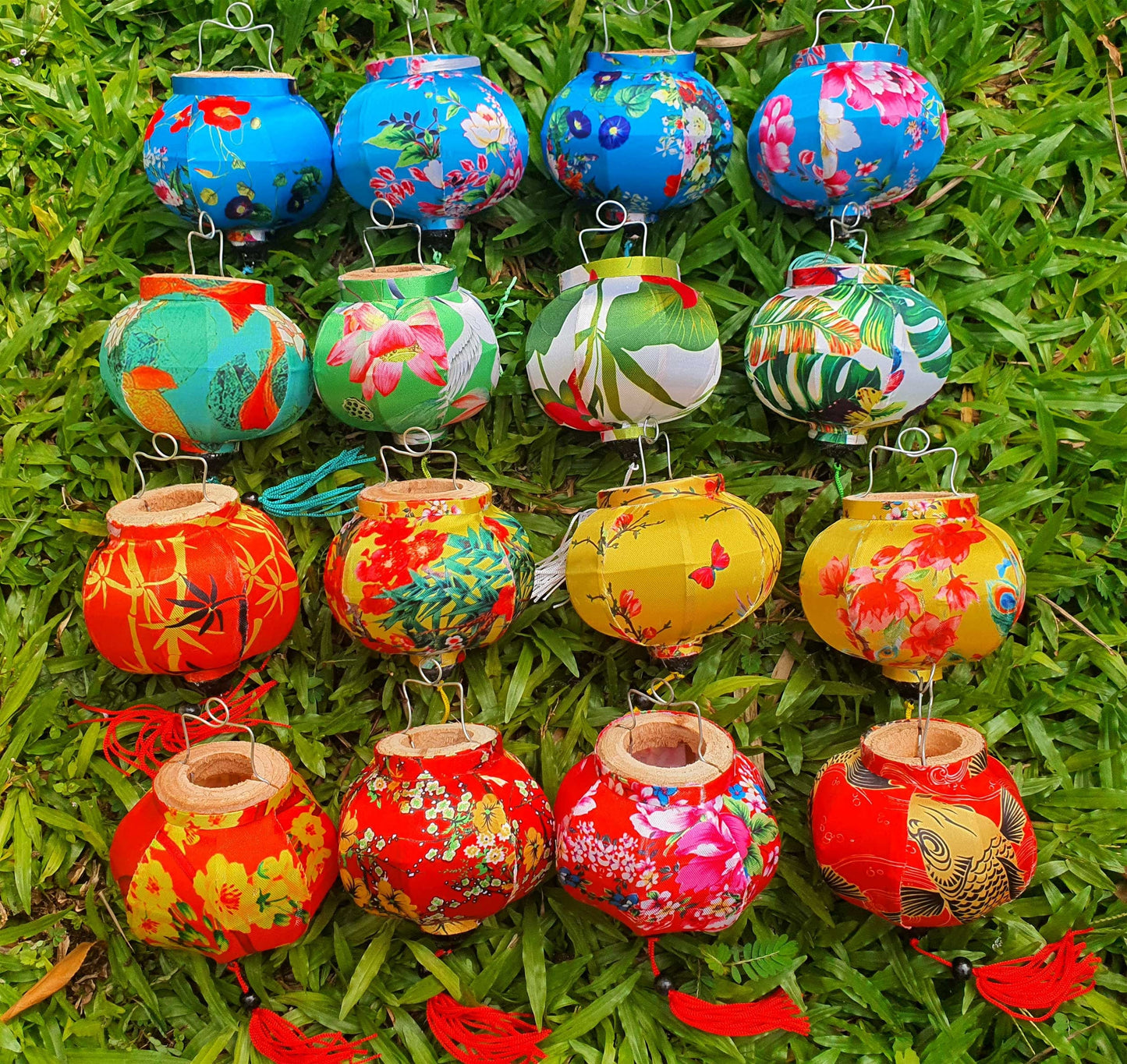 Set 16 mini silk lanterns 10cm for wedding decor String lanterns 3D flower silk lanterns for New Year decoration wedding planner