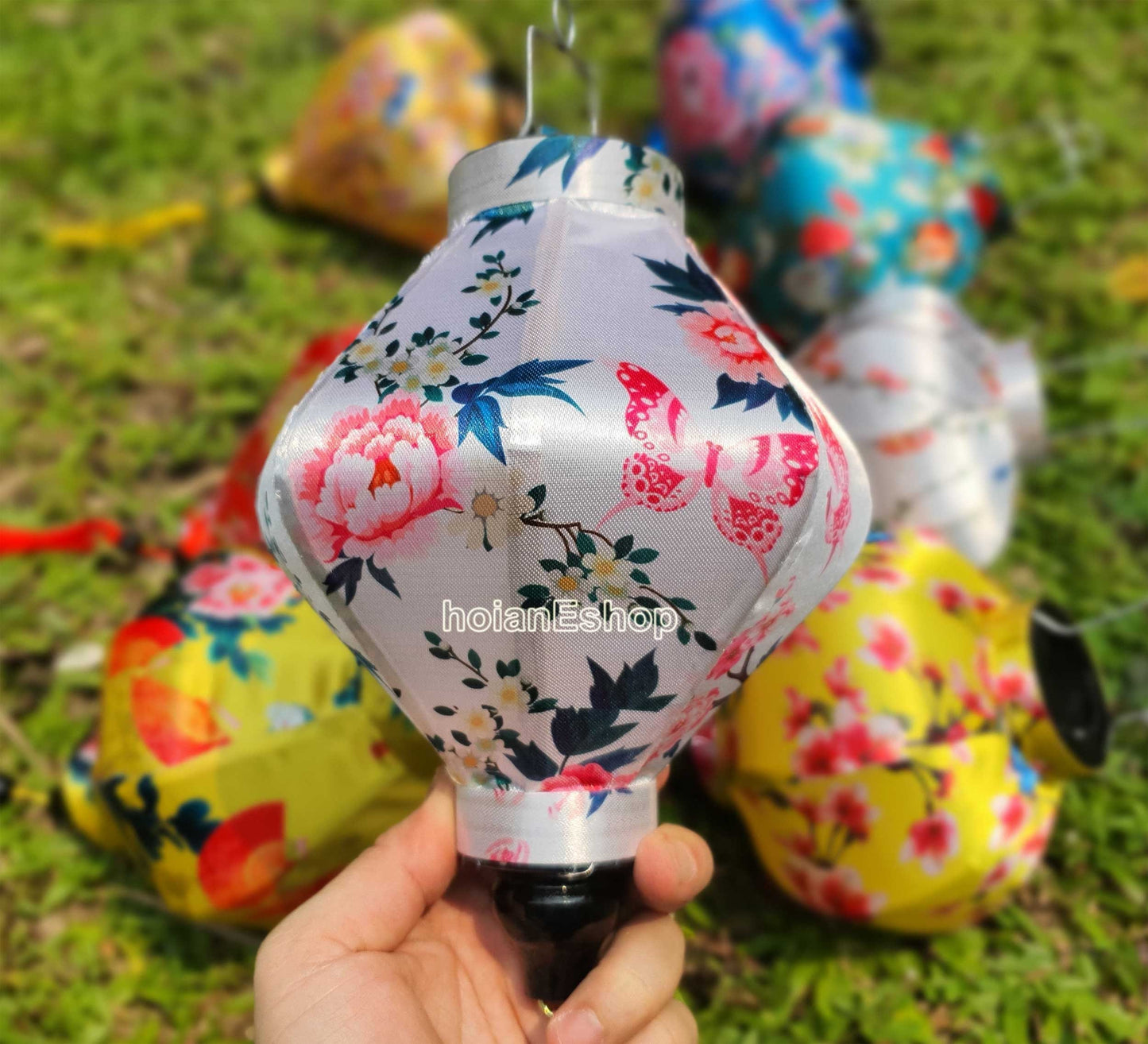 Set 8 bamboo silk lanterns 22cm with flower fabric for Wedding Party decor Ggarden decorative Lanterns for wedding tent decor