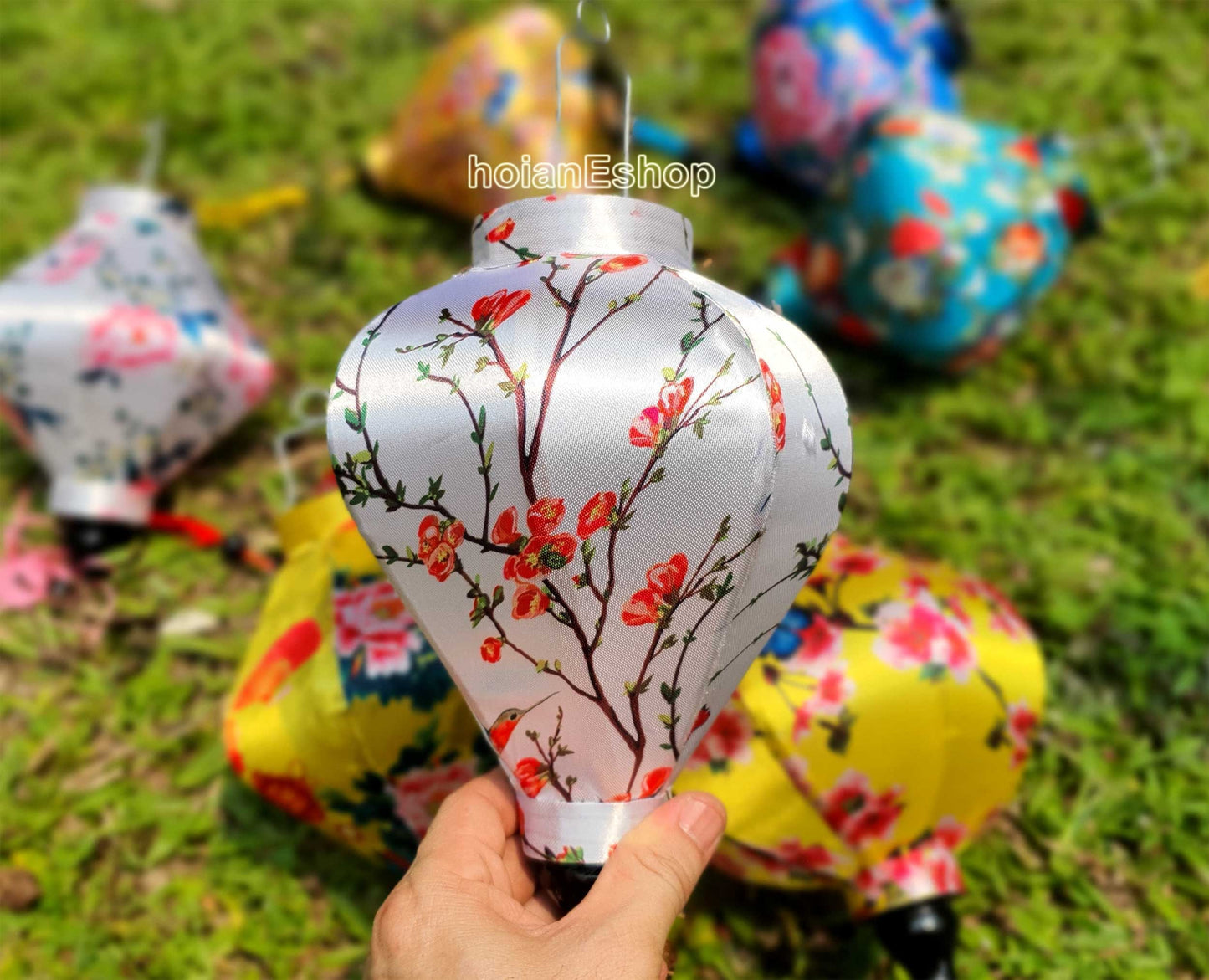 Set 8 bamboo silk lanterns 22cm with flower fabric for Wedding Party decor Ggarden decorative Lanterns for wedding tent decor
