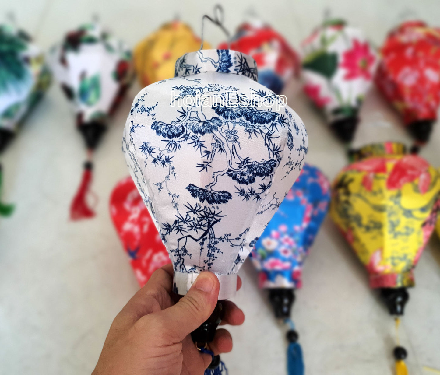 Set 16 Vietnamese Hoi An silk lanterns 22cm Flower fabric lanterns for wedding Decorative Garden decor - Flower Lanterns for restaurant