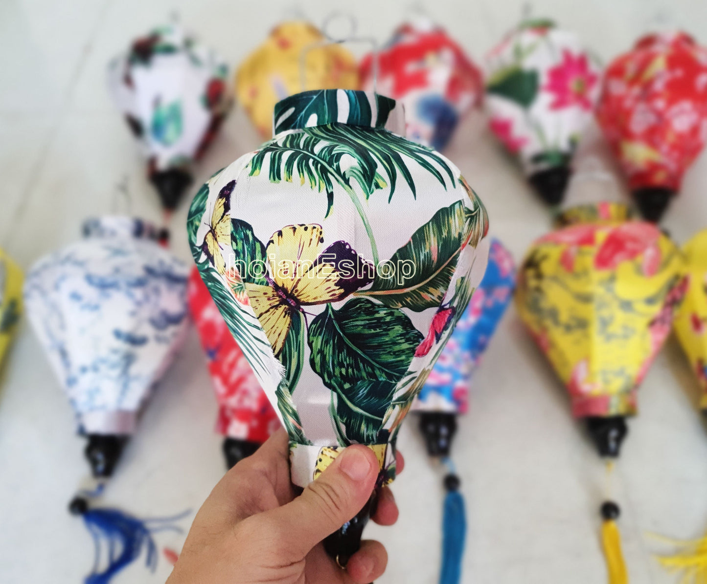 Set 16 Vietnamese Hoi An silk lanterns 22cm Flower fabric lanterns for wedding Decorative Garden decor - Flower Lanterns for restaurant