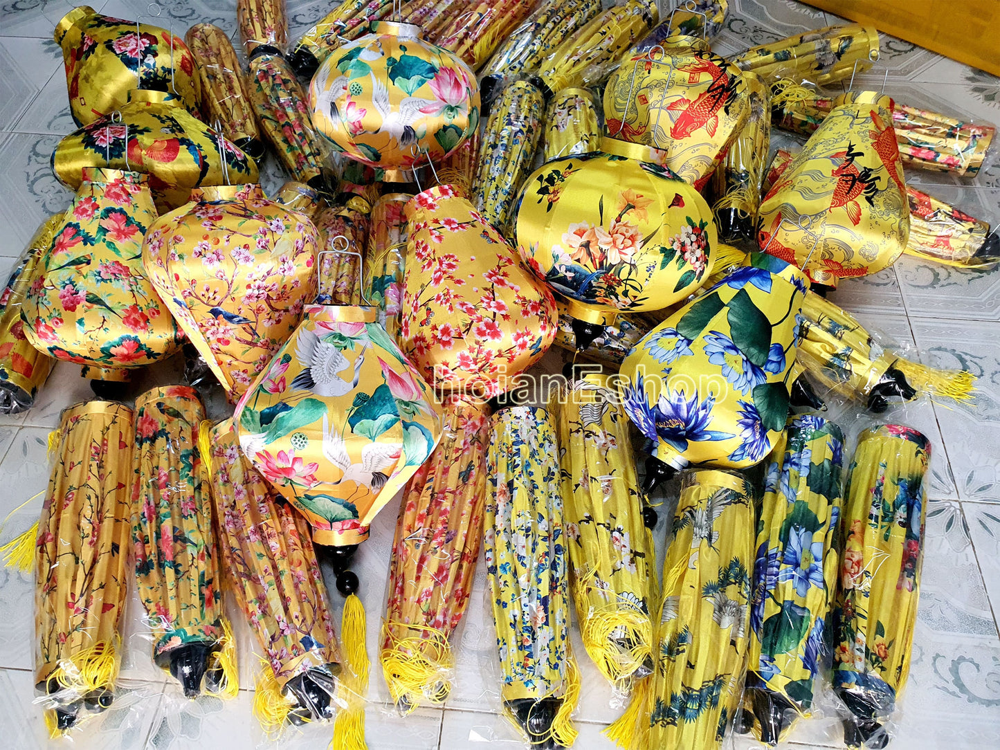 Set 50 Vietnamese Silk Lanterns Yellow Flower Lanterns for Events Decoration Wedding decor Restaurant decor Buyer can choose shape and color