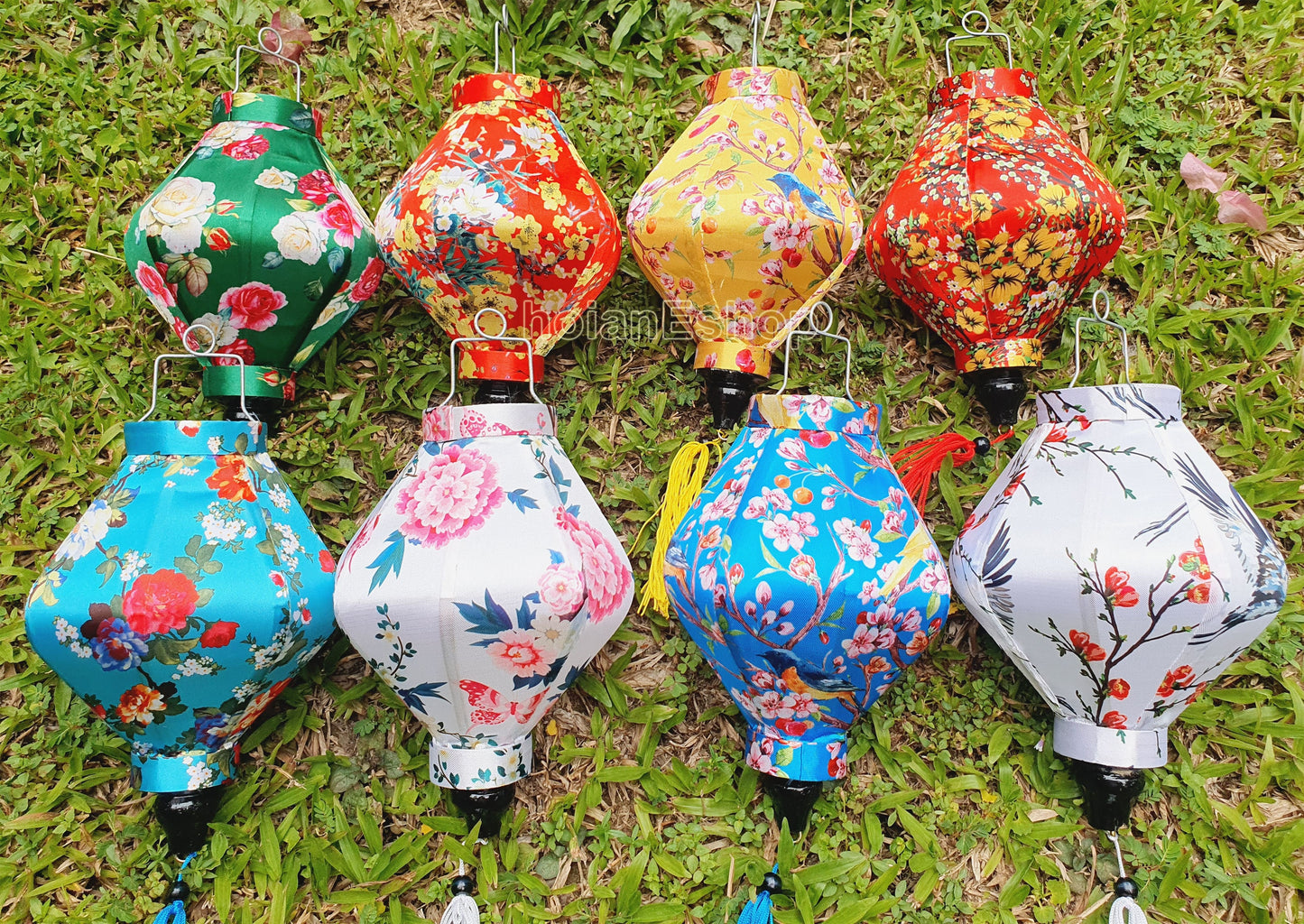 Set 8 Diamond silk lanterns 22cm for Wedding garden decor Lanterns for wedding decor Lanterns for Living room decor