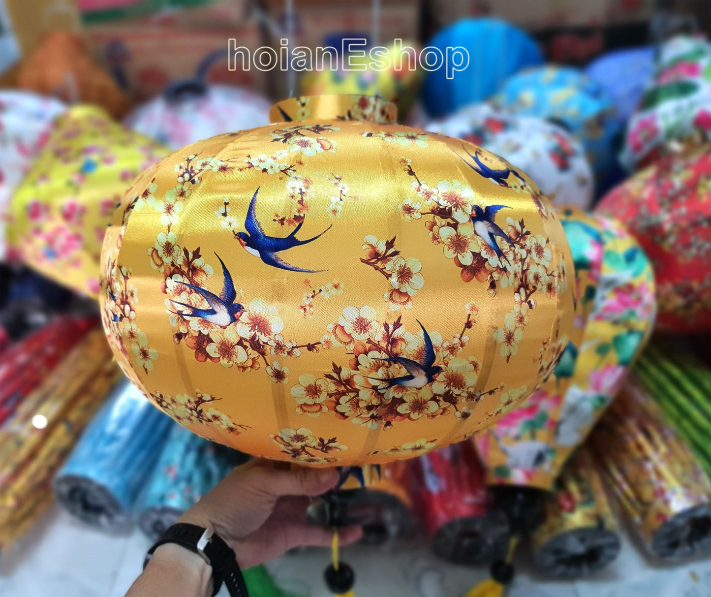 Set 30 Hoi An silk lanterns for Restaurant decor - Size 55cm - Lanterns for Restaurant decor - Outdoor and patio decor- Coffee shop hanging