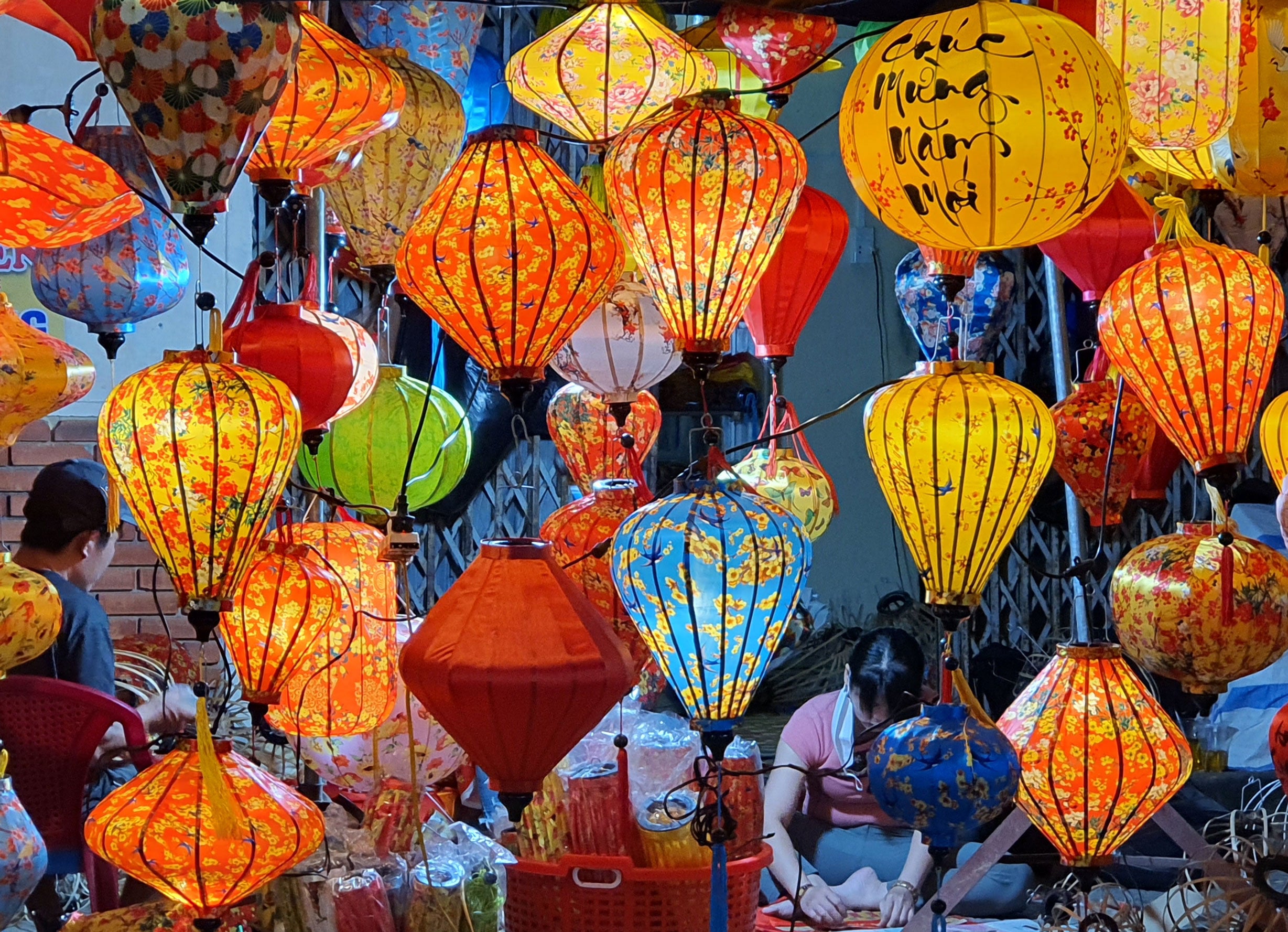 Vietnam Silk lanterns for wedding party decorations – tagged 