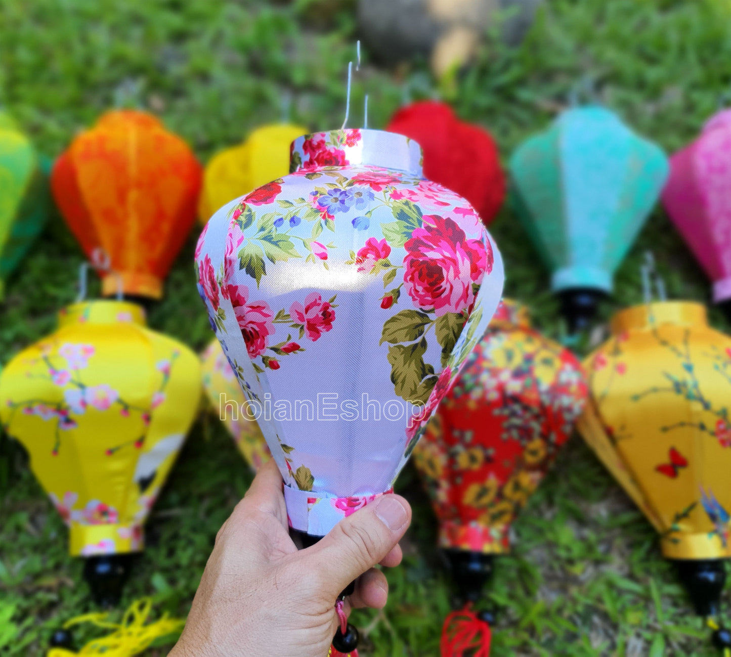 Set of 8 Hoi An bamboo silk lanterns 22cm - Mix shape and color - Personalization - Patio decoration - Wedding lanterns - Garden lanterns