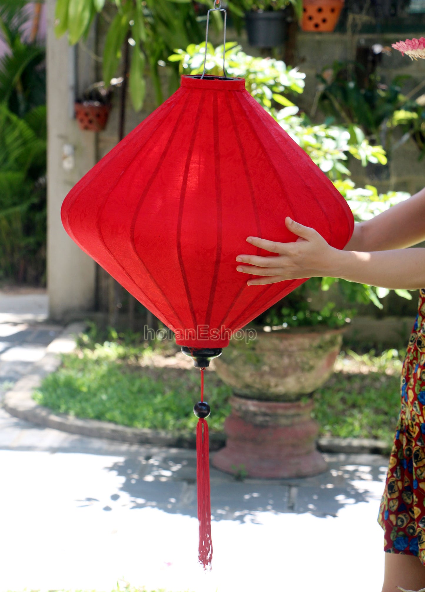 Vietnamese Hoi An silk lanterns 26'' - Big lanterns for wedding tent decor lamps for garden decor Events decor ceiling lights 66cm