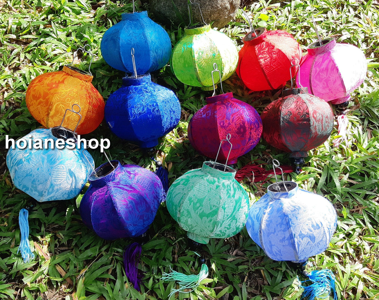 Set 12 pcs Vietnamese silk lanterns 22cm for wedding party decor Round lanterns for restaurant decor Garden decor Outdoor Yard decor