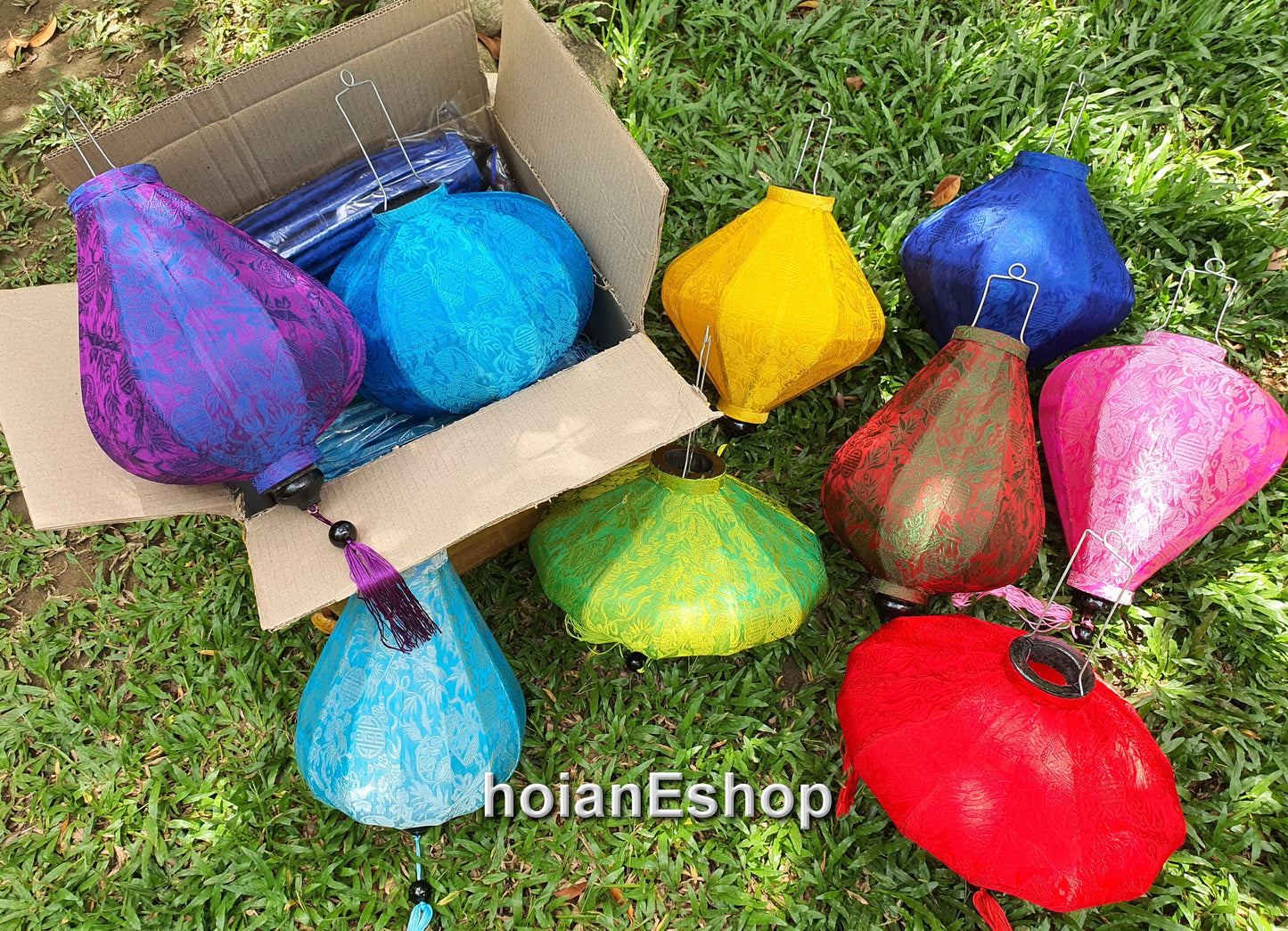 Lot of 20 pcs hoi an silk lanterns 40cm for wedding decor- Garden decor Home decor Lanterns for ceiling decor Lanterns for restaurant decor