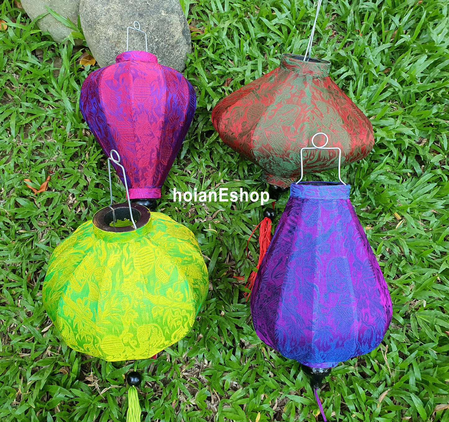 Set 4 pcs Vietnam silk lanterns 35cm for wedding party decoration, garden decoration