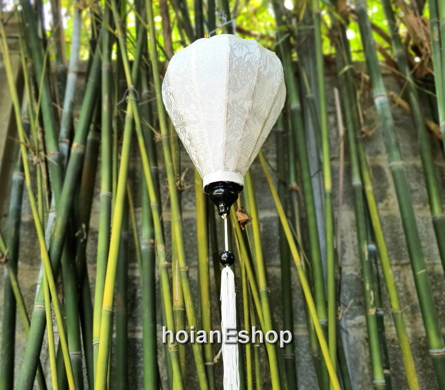 Set 4 pcs of Vietnamese Hoi An bamboo lanterns for Wedding party decoration - Ivory white lanterns for wedding.