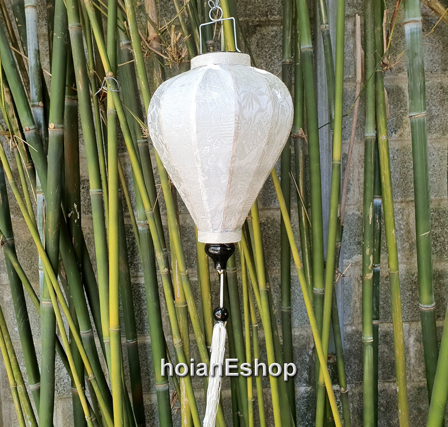 Set 4 pcs of Vietnamese Hoi An bamboo lanterns for Wedding party decoration - Ivory white lanterns for wedding.