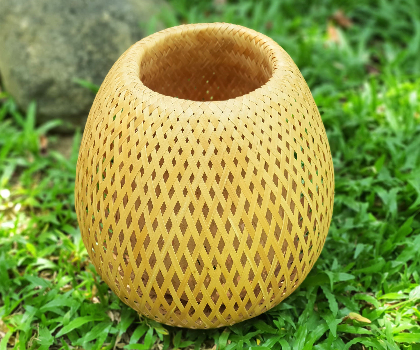 Handmade Round bamboo lamp shade 26cm for Garden decoration, desk decoration, interior decoration