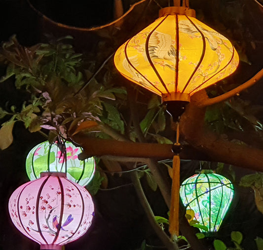 Set of 4 Hoi An bamboo silk lanterns 35cm - Mix shape and color - Personalization lanterns - Wedding lanterns - Garden lanterns
