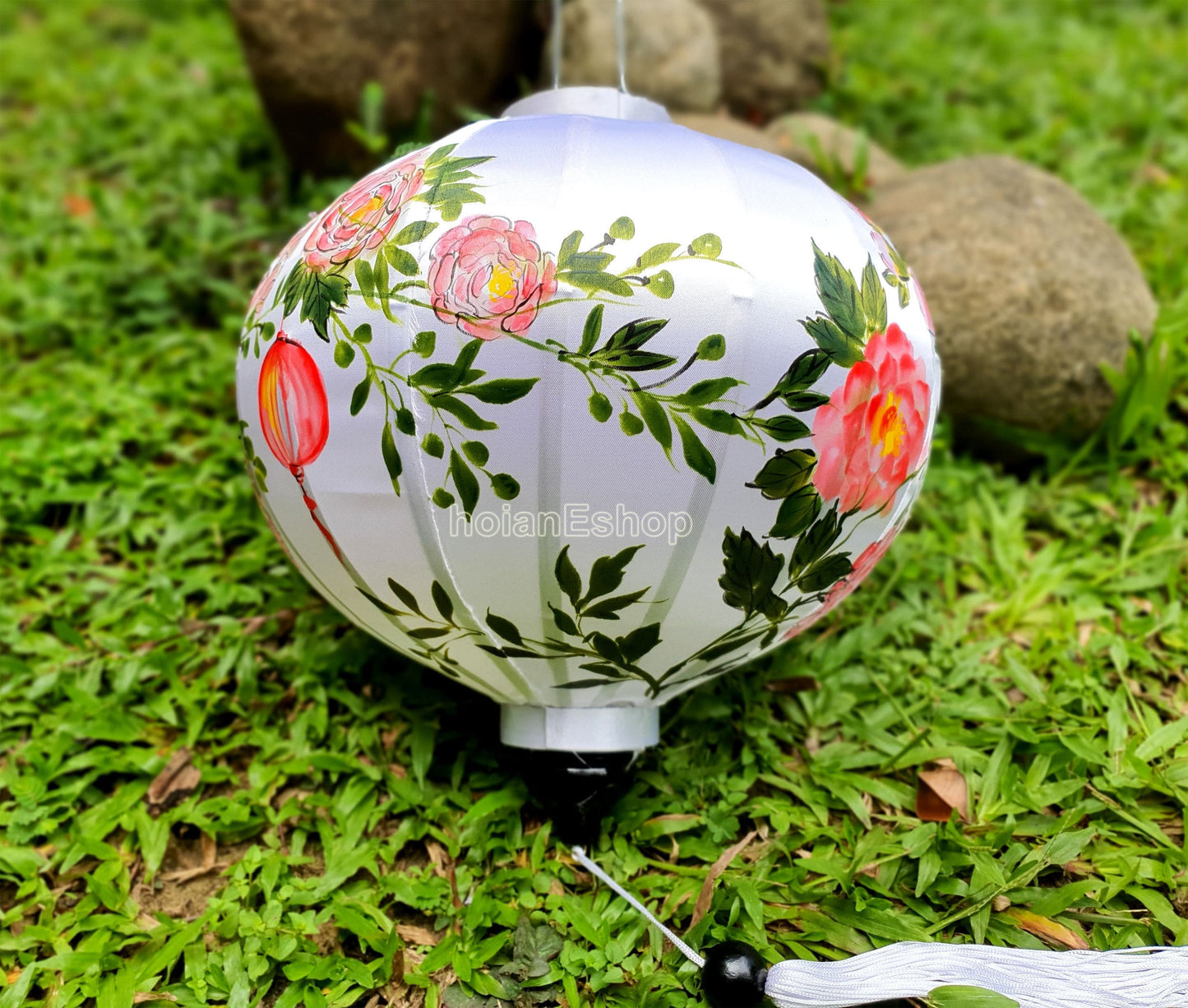 Hand-painted lanterns 45cm - Set of 2 pcs - Vietnam silk lanterns for wedding party decor - Flower silk lanterns - Custom made lanterns