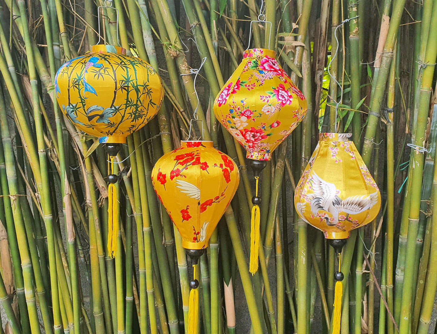 4 pcs Vietnamese Bamboo Silk Lanterns 35cm, 3D Flower fabric lanterns for wedding party decor, lanterns for restaurant.