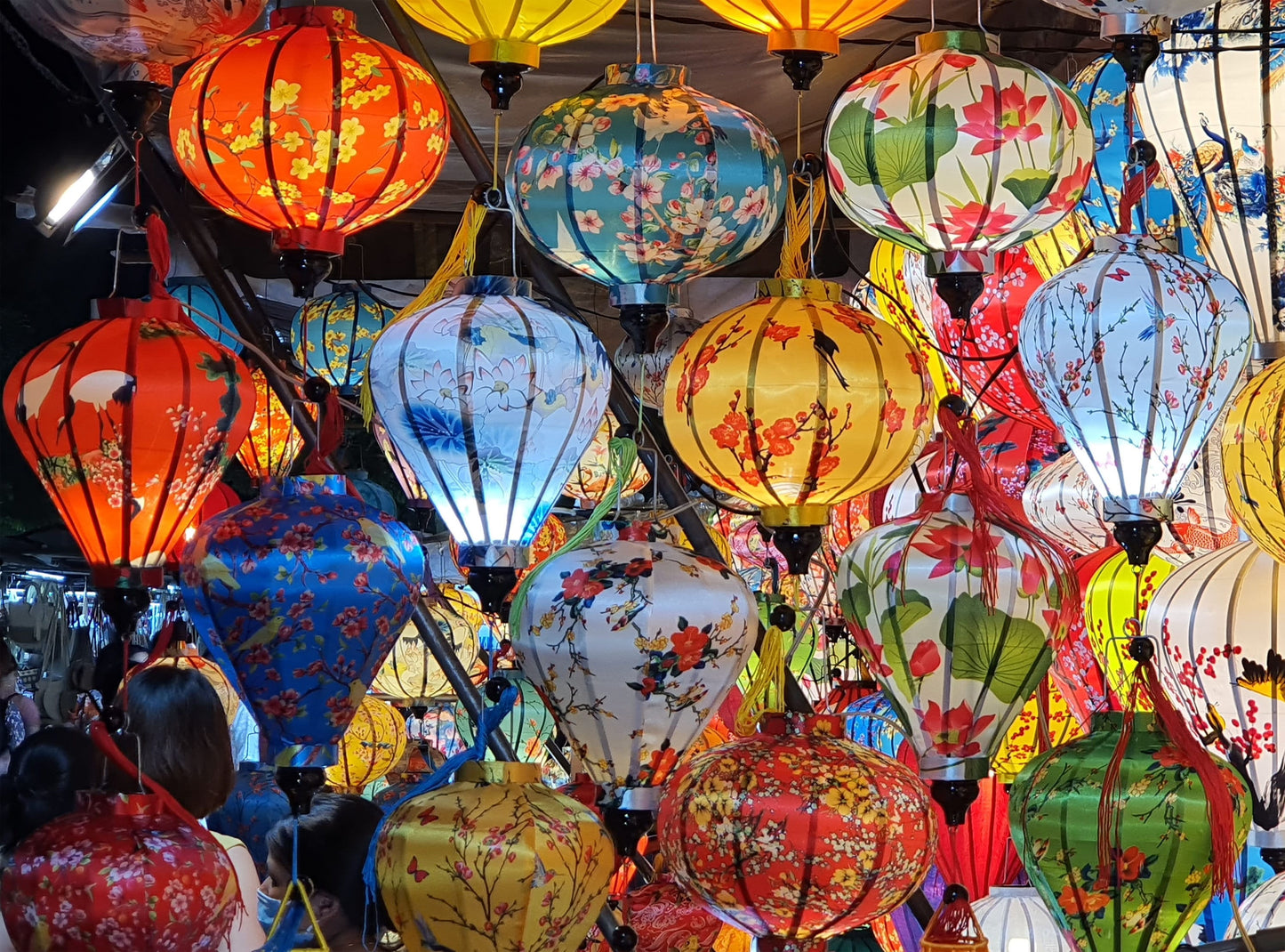Set 20 Vietnamese HoiAn 3d flower fabric silk lanterns 35cm (Including String light kit of 20 LED bulbs for lighting up lanterns)