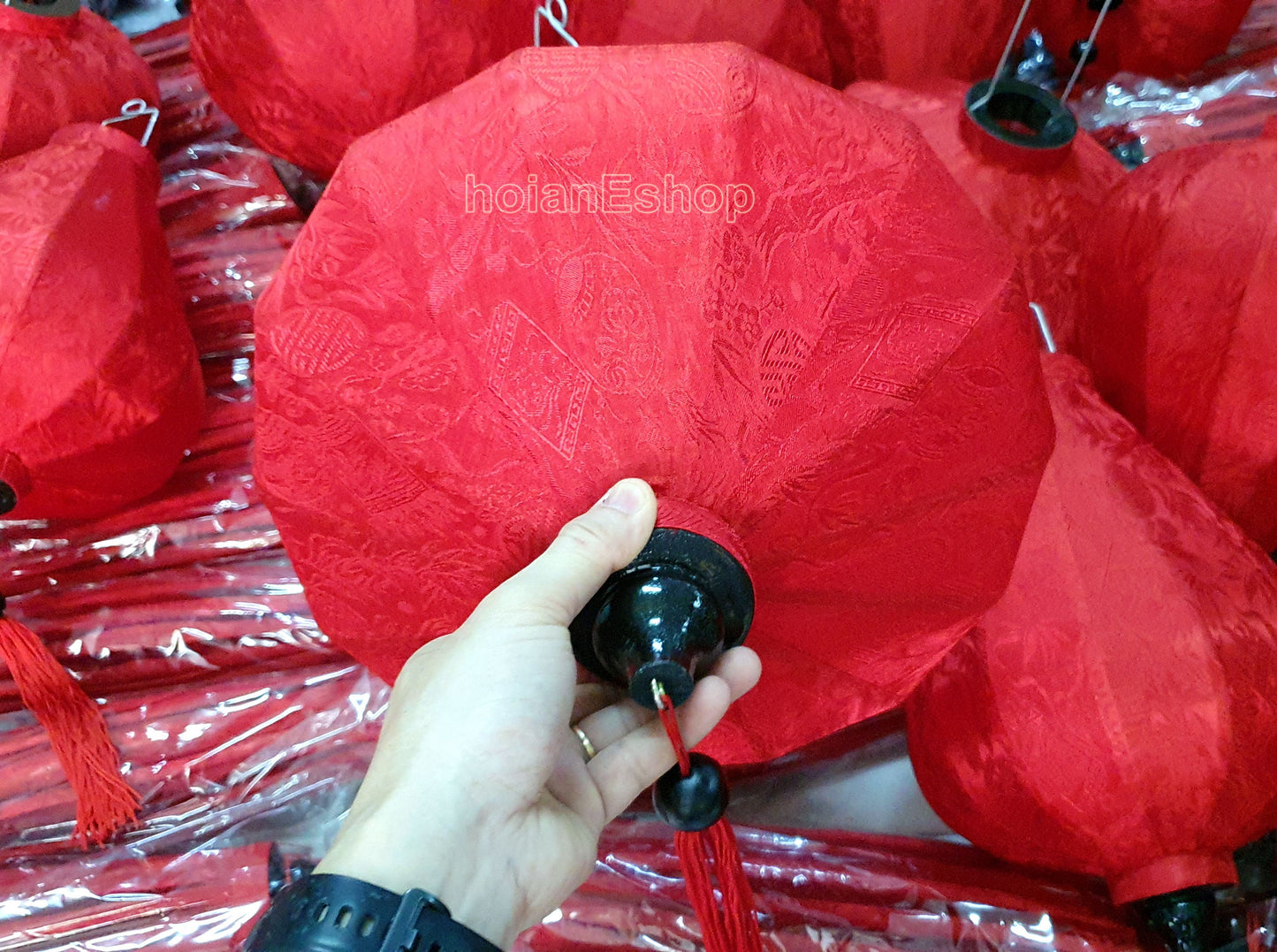 Set 50 pcs Vietnam Red silk lanterns for Wedding Party decoration Restaurant Decor Hotel decor Garden decor Tent decor